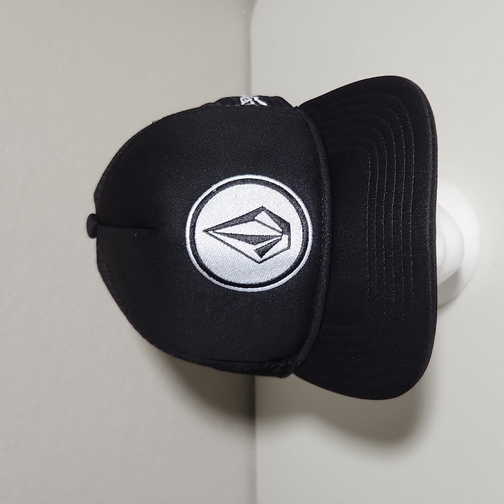 Dimond Hat cap Trucker Hat by New Era black hat